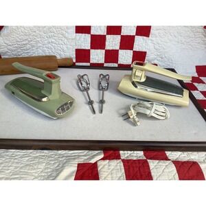 Vintage GE Hand Mixer Set Avocado Green Cream Mid Century Mod General Electric